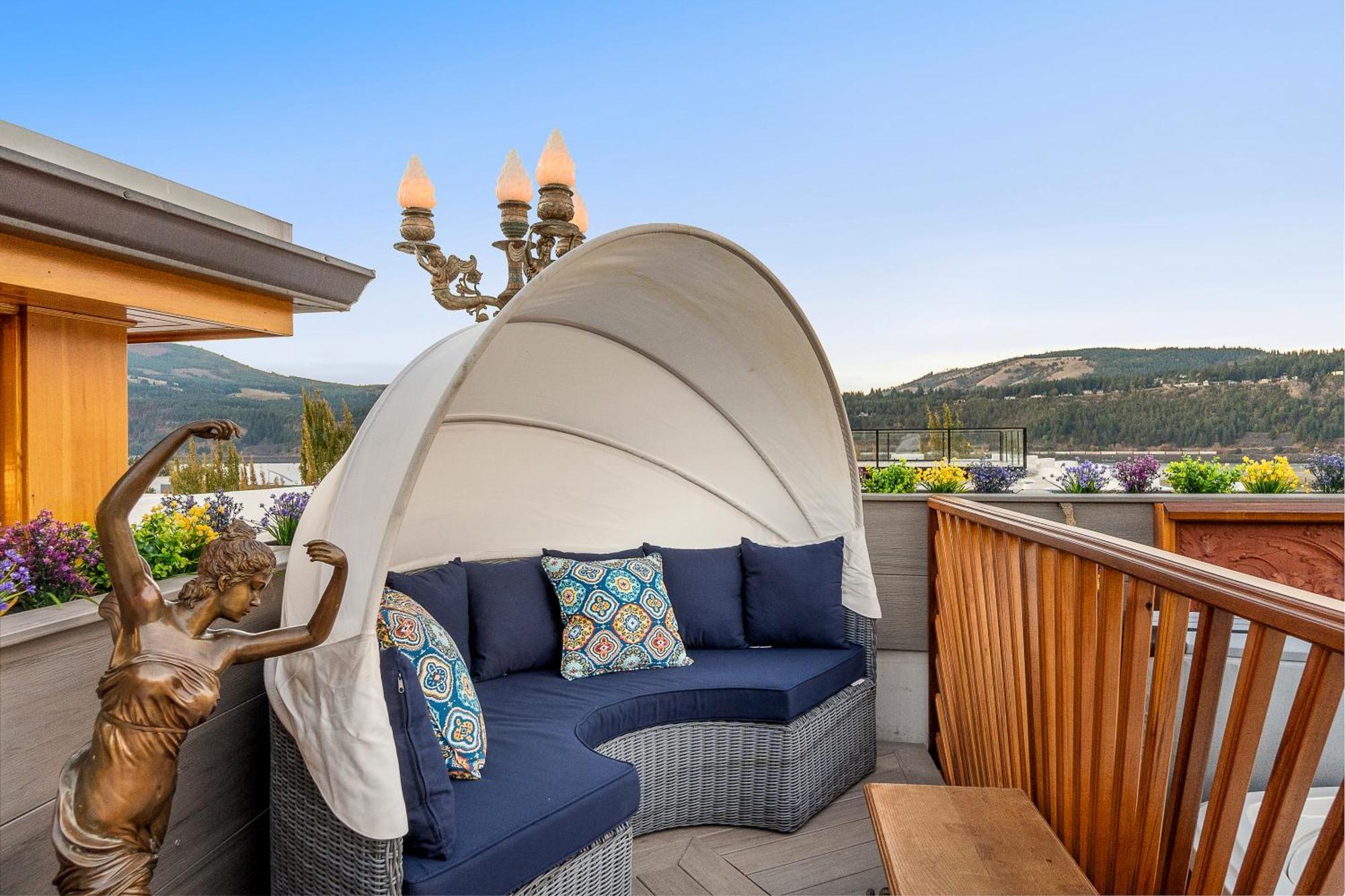 Thistledown On Oak Hood River Exterior photo